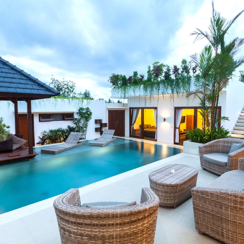 Luxury villa with rooftop terrace